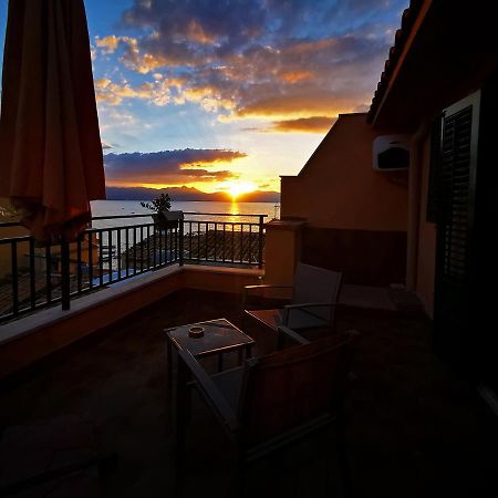 Pasitea Hotel Багерия Екстериор снимка