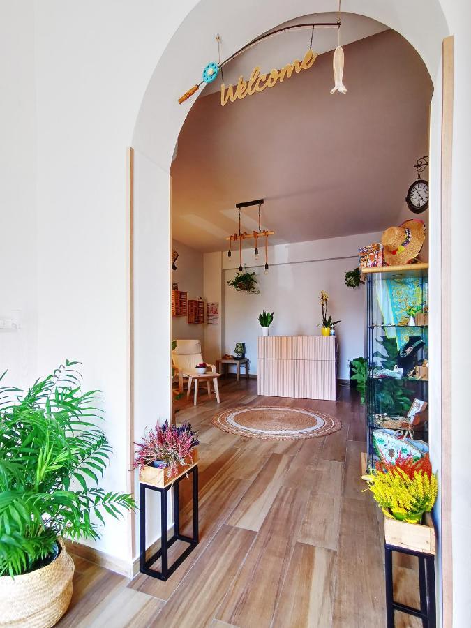 Pasitea Hotel Багерия Екстериор снимка